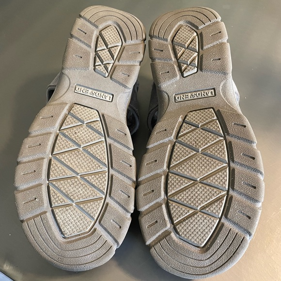 Lands End Closed Toed Sandals Size 8 Wide - Picture 7 of 8